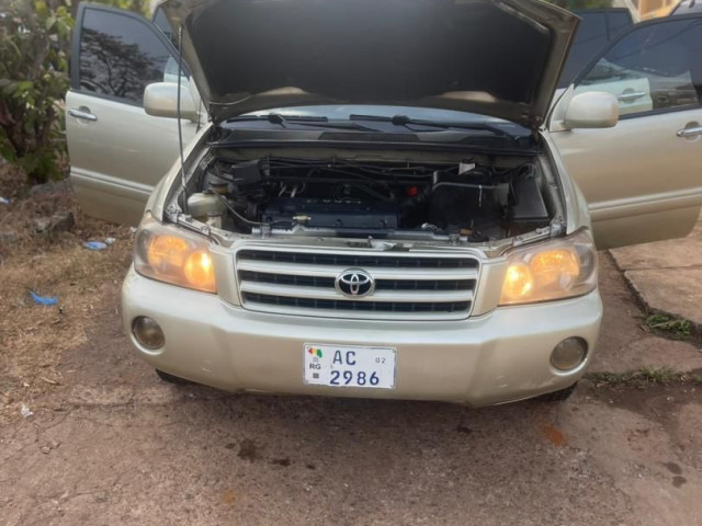 Toyota Highlander, Voitures, Conakry