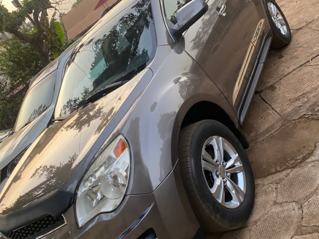 Chevrolet Equinox, Voitures, Conakry