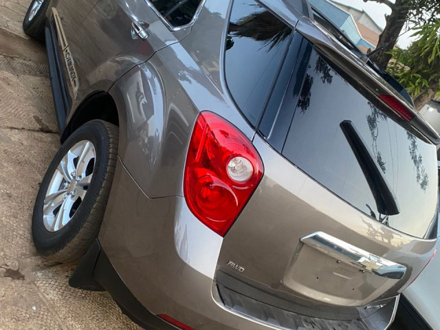 Chevrolet Equinox, Voitures, Conakry