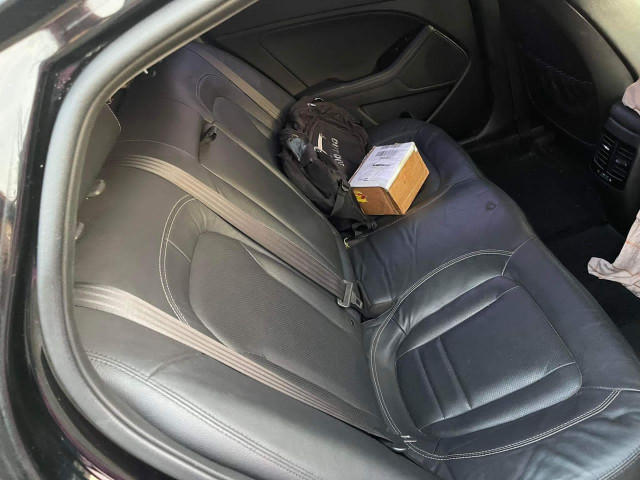 KIA K5, Voitures, Conakry