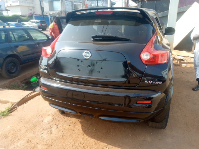 Nissan Juke, Voitures, Conakry