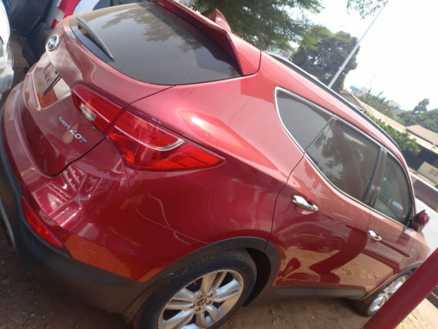 Hyundai Santa Fe, Voitures, Conakry