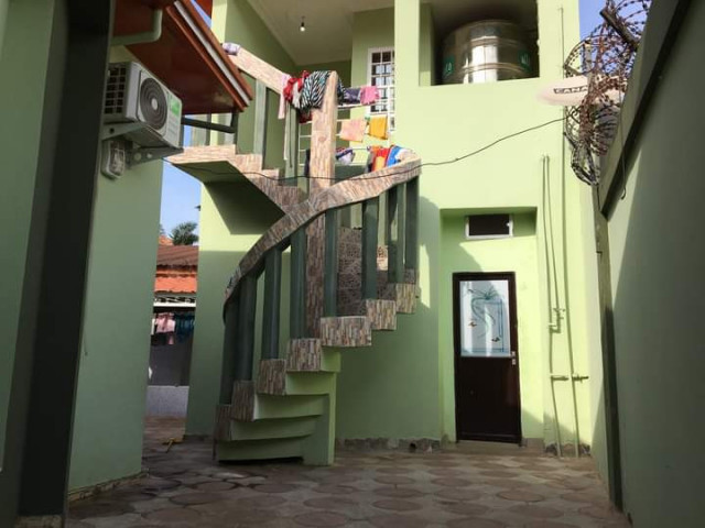 Maison à Sonfonia, Maisons, Conakry