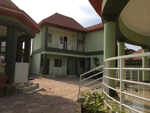 Maison à Sonfonia, Maisons, Conakry