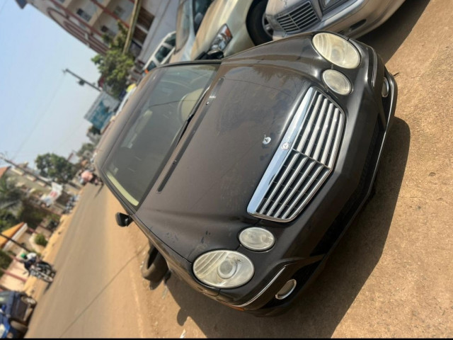 Mercedes-Benz Classe C, Voitures, Conakry