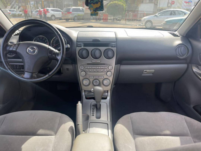 Mazda 6, Voitures, Conakry