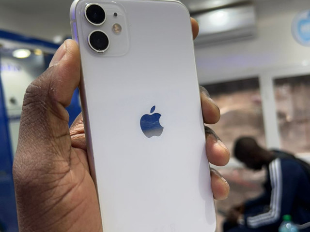 Apple iPhone 11, Téléphones Mobiles, Conakry