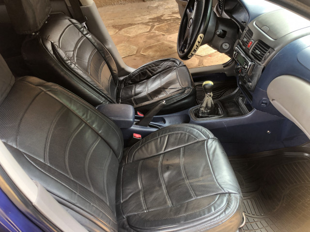Nissan Almera, Voitures, Conakry