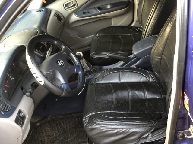 Nissan Almera, Voitures, Conakry