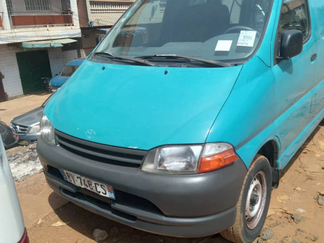 Toyota Hiace, Camions - Autobus, Conakry