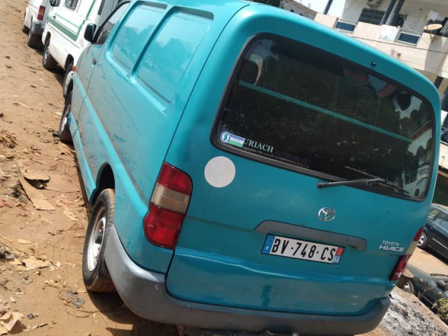 Toyota Hiace, Camions - Autobus, Conakry