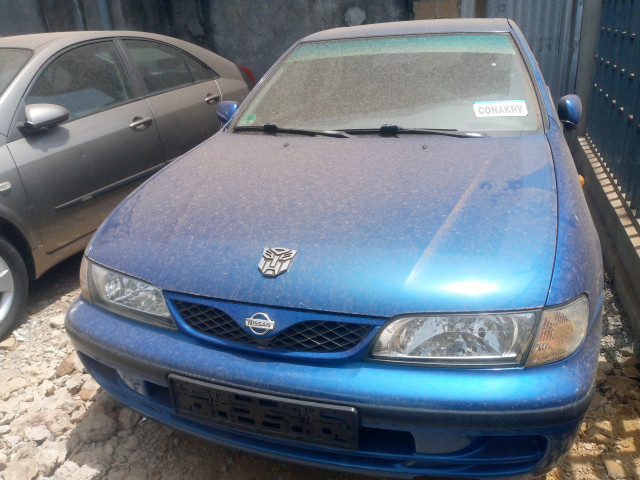 Nissan Almera, Voitures, Conakry