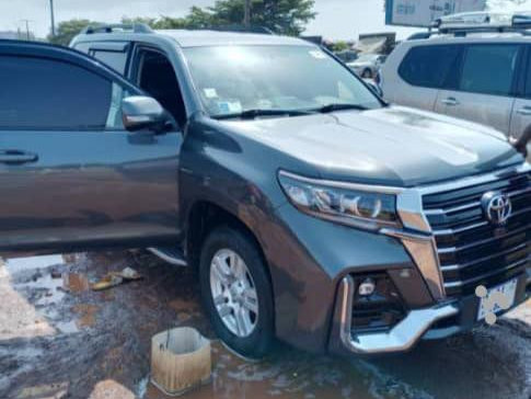 Toyota Land Cruiser Prado, Voitures, Conakry