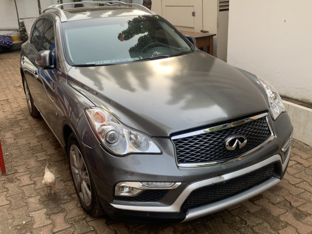 Infiniti QX50, Voitures, Conakry