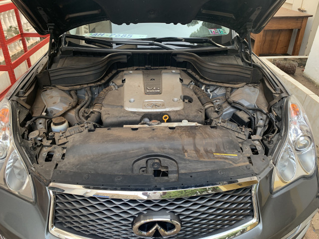 Infiniti QX50, Voitures, Conakry