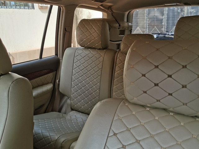 Toyota Land Cruiser Prado, Voitures, Conakry