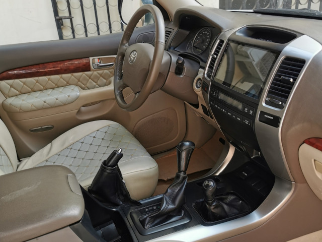 Toyota Land Cruiser Prado, Voitures, Conakry