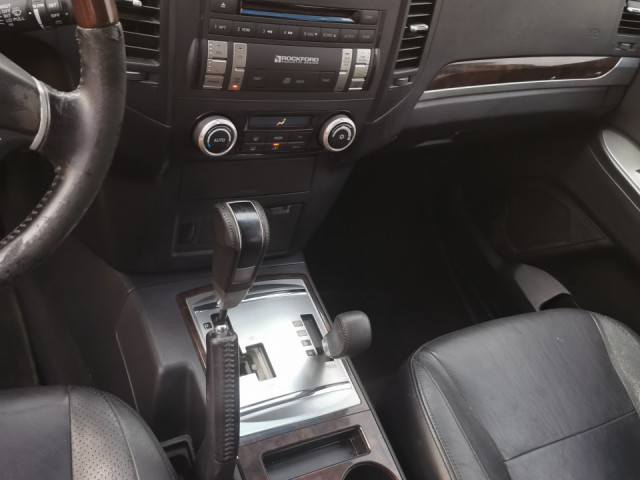 Mitsubishi Pajero, Voitures, Conakry