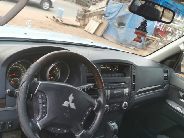 Mitsubishi Pajero, Voitures, Conakry