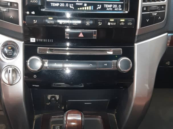 Toyota Land Cruiser, Voitures, Conakry