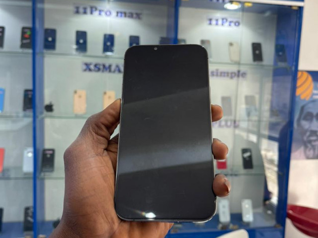 Apple iPhone 12 Pro Max, Téléphones Mobiles, Conakry