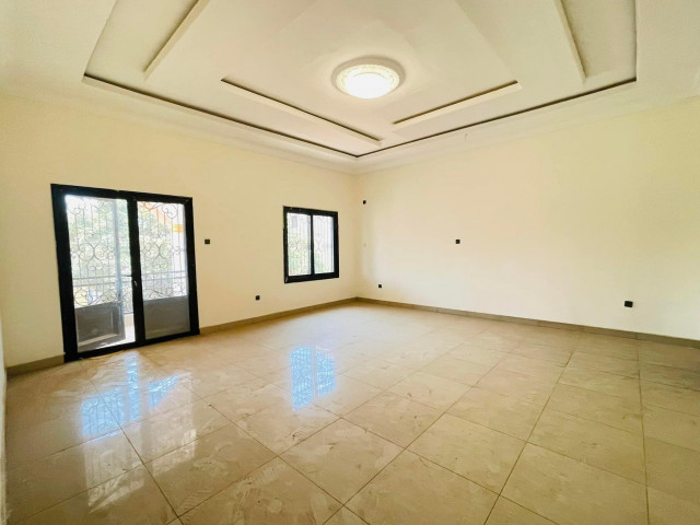 Bâtiment à Lambanyi, Maisons, Conakry