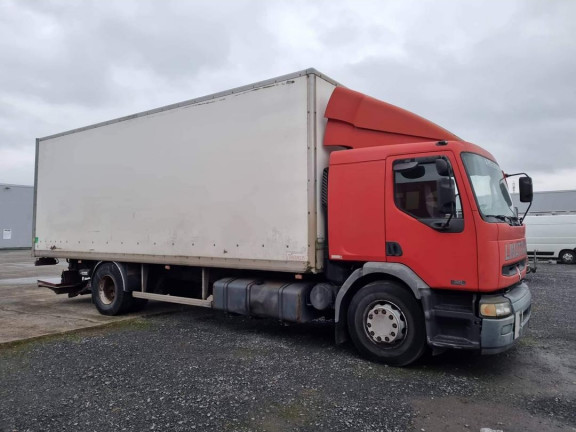 Renault Premium, Camions - Autobus, Conakry