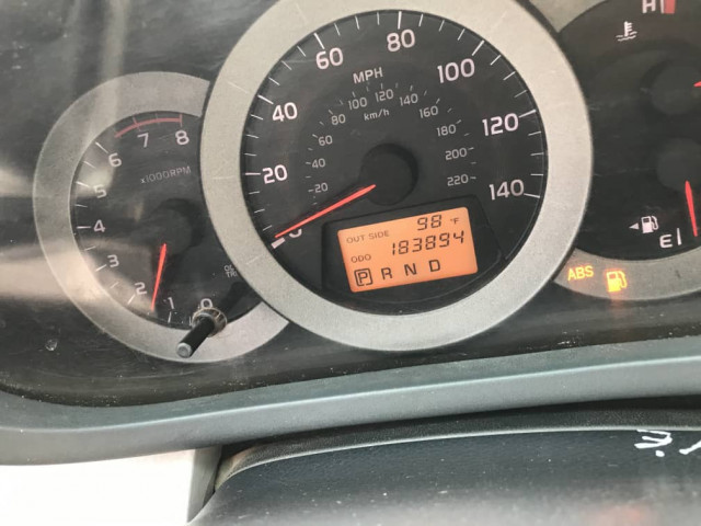 Toyota RAV4, Voitures, Conakry