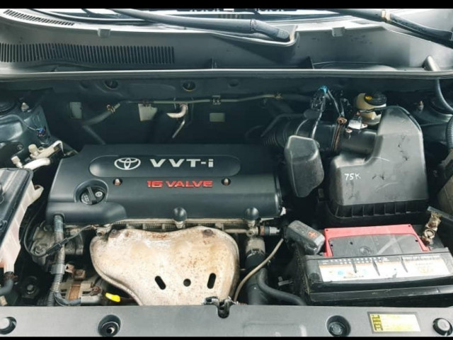 Toyota RAV4, Voitures, Conakry