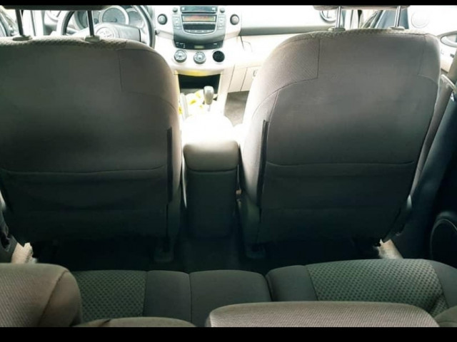 Toyota RAV4, Voitures, Conakry