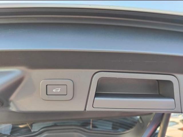 Land Rover Range Rover Velar, Voitures, Conakry