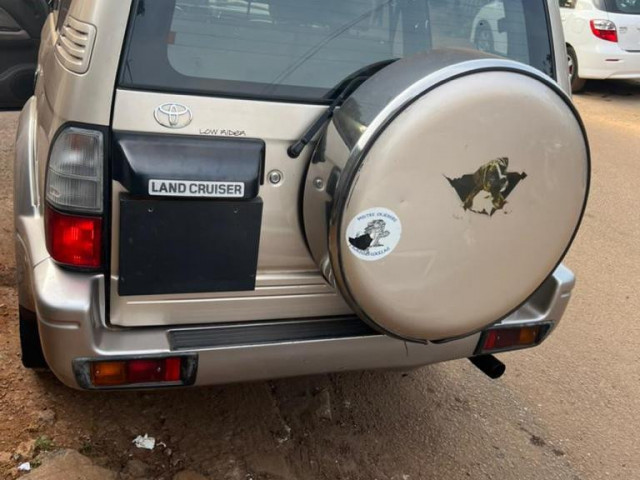 Toyota Land Cruiser Prado, Voitures, Conakry