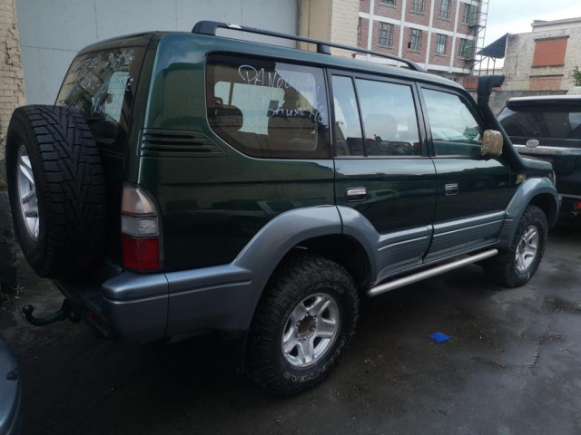 Toyota Land Cruiser Prado, Voitures, Conakry
