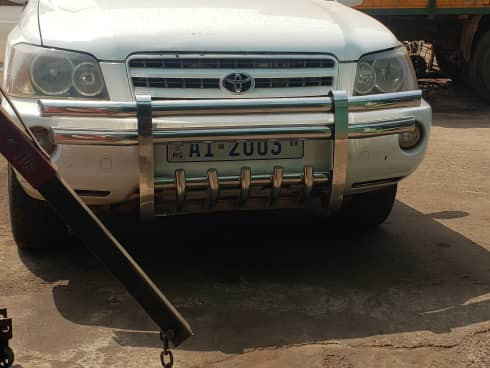Toyota Highlander, Voitures, Conakry