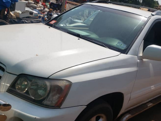 Toyota Highlander, Voitures, Conakry