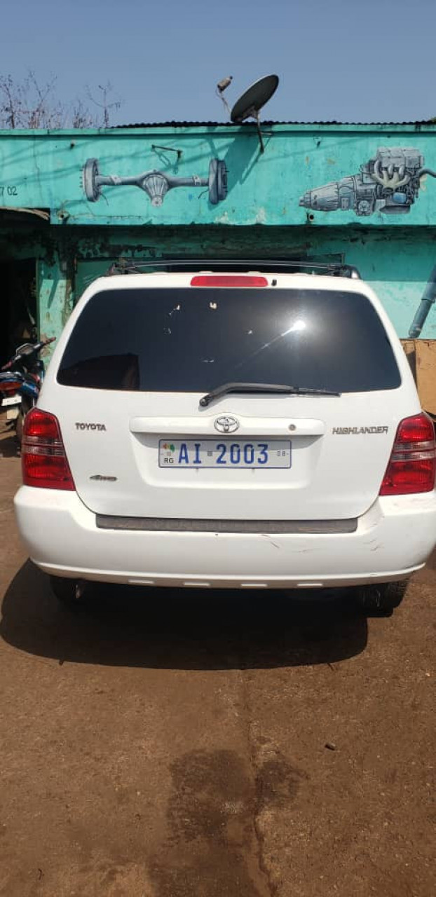 Toyota Highlander, Voitures, Conakry