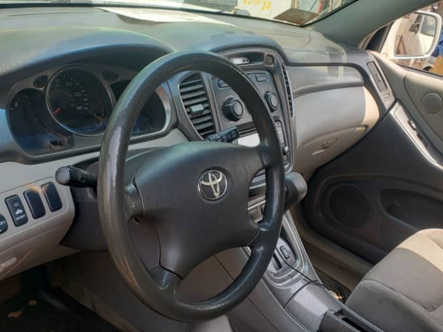 Toyota Highlander, Voitures, Conakry