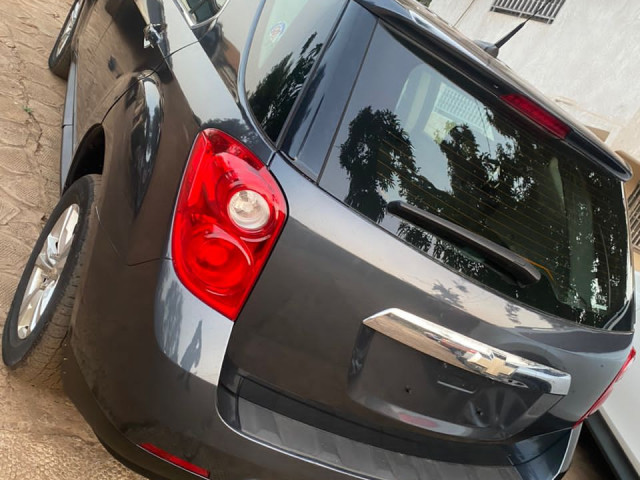 Chevrolet Equinox, Voitures, Conakry