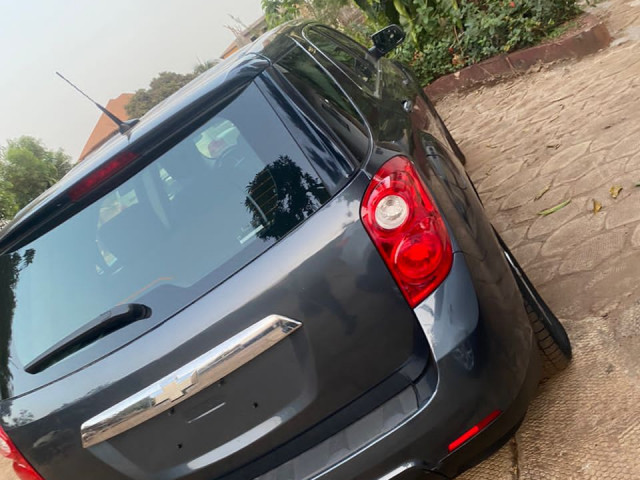Chevrolet Equinox, Voitures, Conakry
