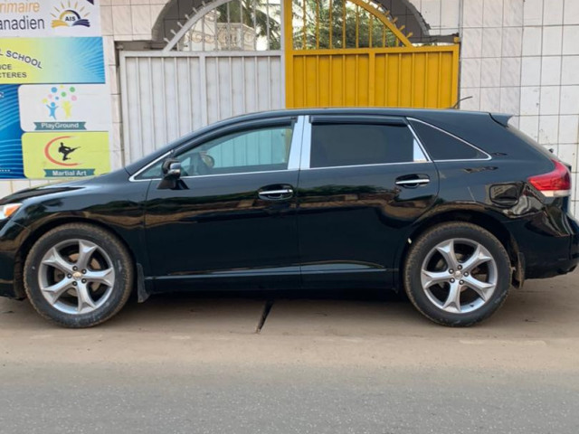 Toyota Venza, Voitures, Conakry