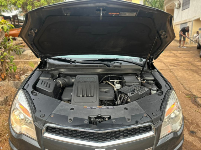 Chevrolet Equinox, Voitures, Conakry