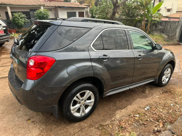 Chevrolet Equinox, Voitures, Conakry