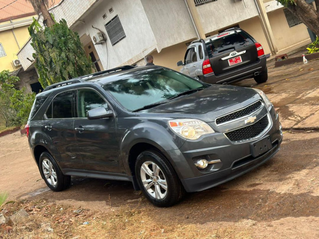 Chevrolet Equinox, Voitures, Conakry