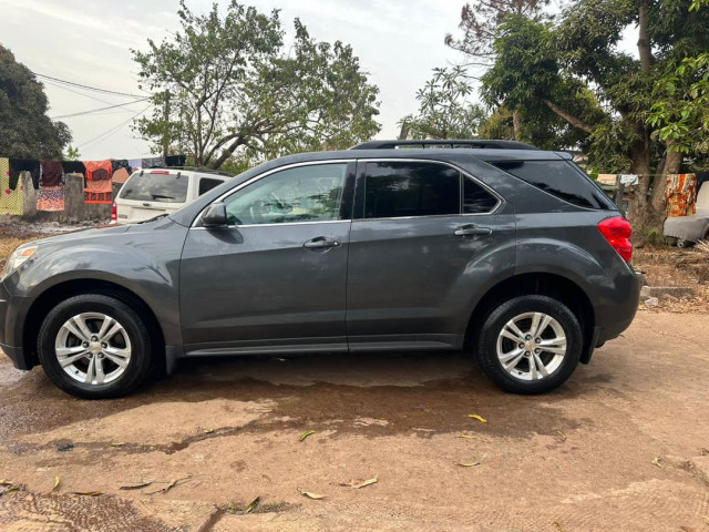 Chevrolet Equinox, Voitures, Conakry