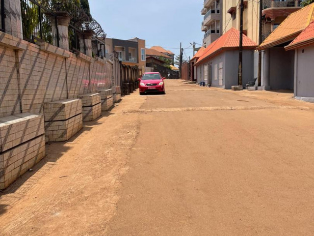 Apparemment à Lambanyi, Appartements, Conakry