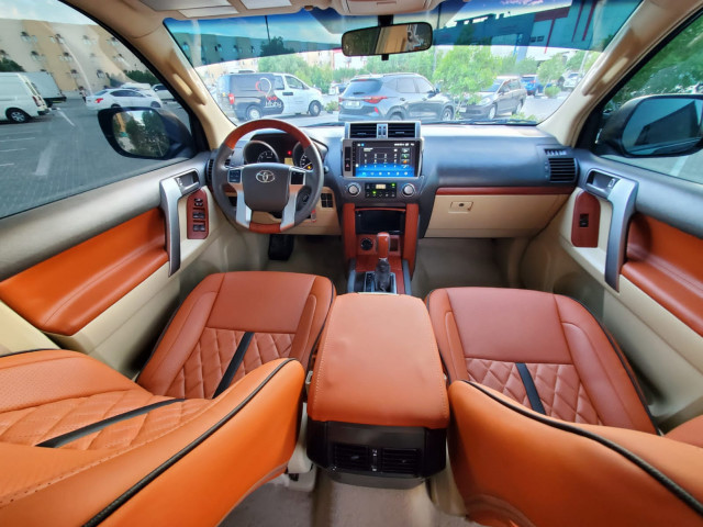 Toyota Land Cruiser Prado, Voitures, Conakry