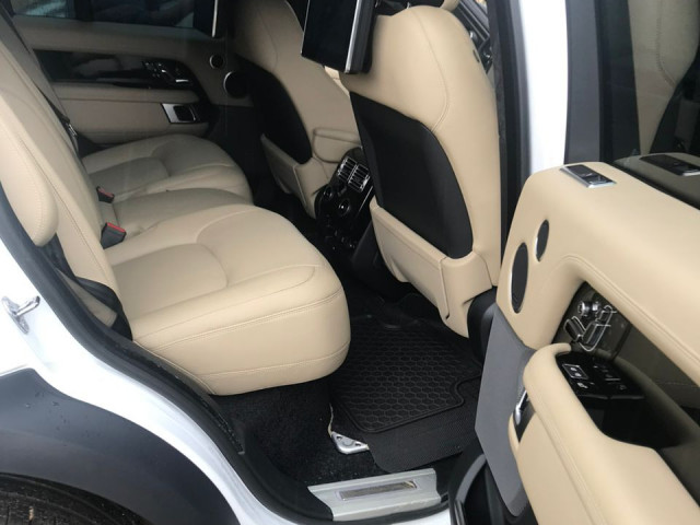 Land Rover Range Rover Evoque, Voitures, Conakry