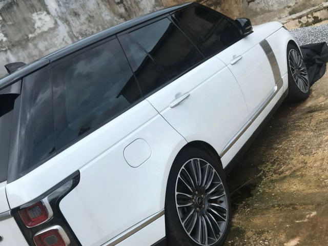 Land Rover Range Rover Evoque, Voitures, Conakry