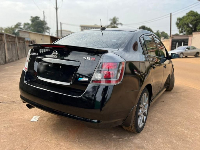 Nissan Sentra, Voitures, Conakry