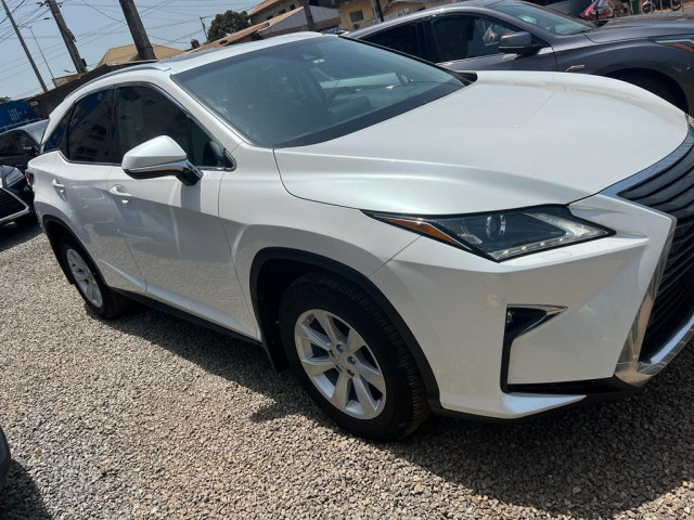Lexus RX 350, Voitures, Conakry